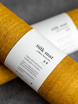 Silk yellow bourette tea mat - Chabu 茶布