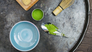 Matcha – 抹茶 – the finely ground green tea leaves and how to make it